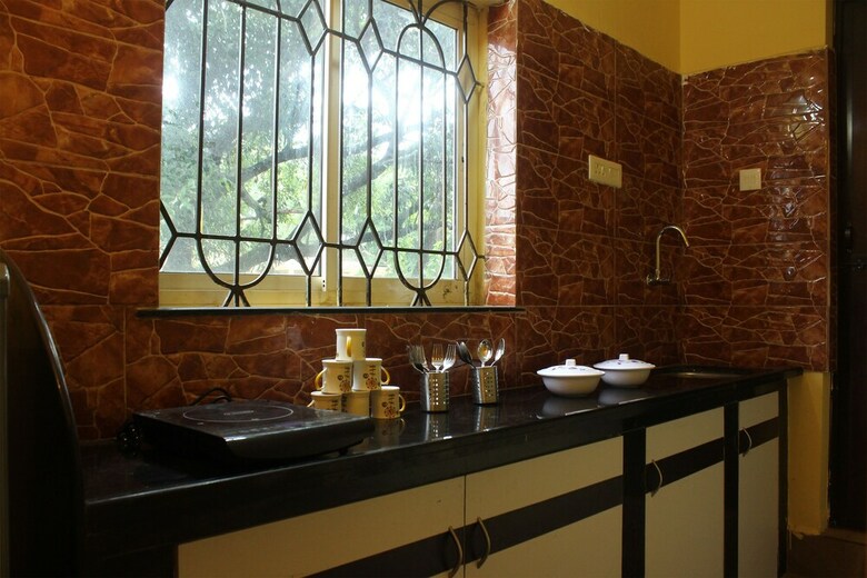 Oyo 9211 Home Party Place 2 Bhk Candolim