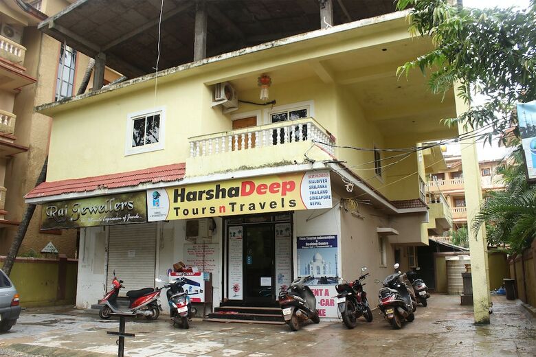 Oyo 9211 Home Party Place 2 Bhk Candolim