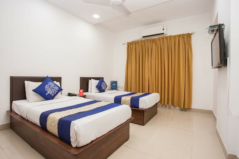 Hotel Oyo 7150 Apartment Metro View Residency