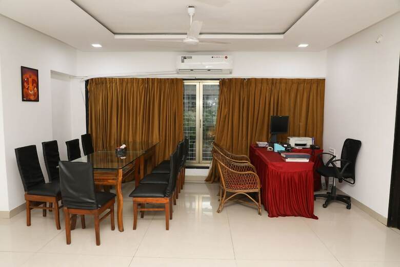 Hotel Oyo 7150 Apartment Metro View Residency