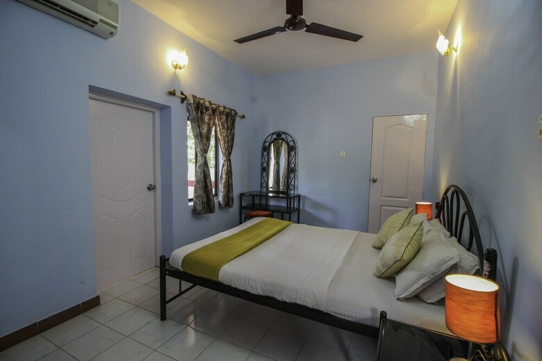 Oyo 10401 Home 4bhk Villa Assagaon