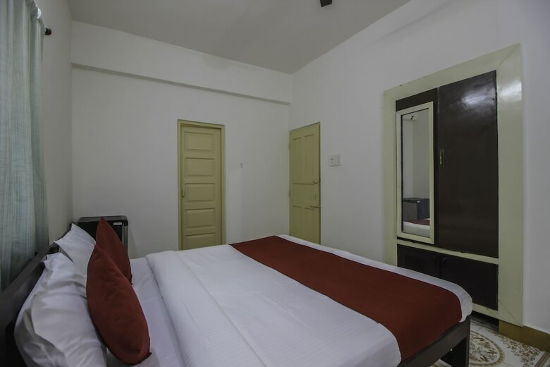 Villa Oyo 10791 Home Elegant Studio Candolim Beach