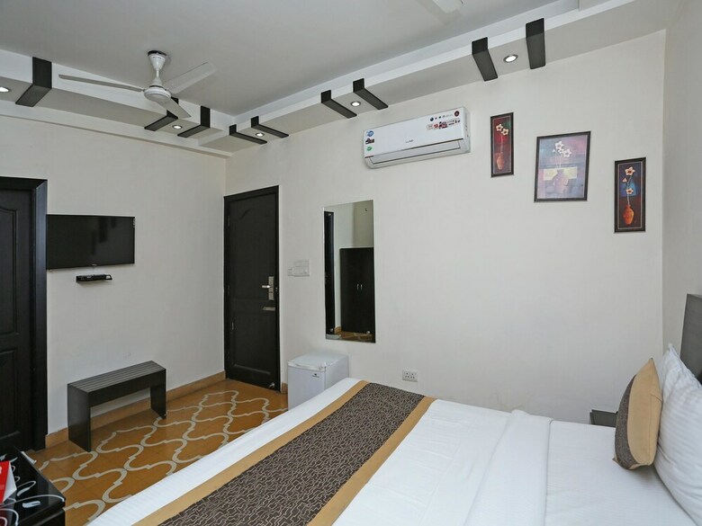 Hotel Oyo 8352 Gera's Heritage