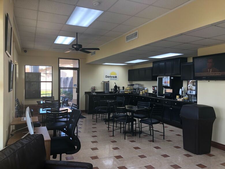Hotel Days Inn By Wyndham Lake Charles