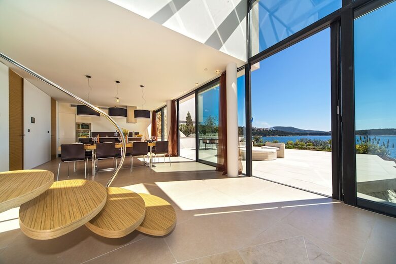 Aparthotel Golden Rays Luxury Villas