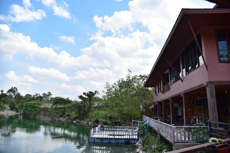 Hotel Thana Lagoon Resort