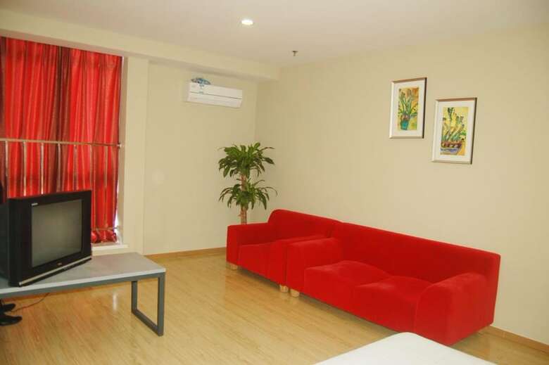 Hotel Luoyang Aviation E-home Inn