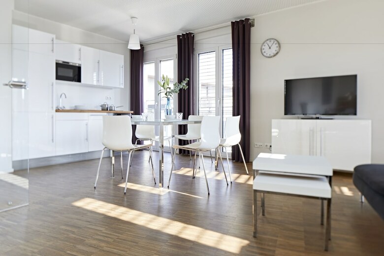 Hostal �bernacht Hostelhotelhome