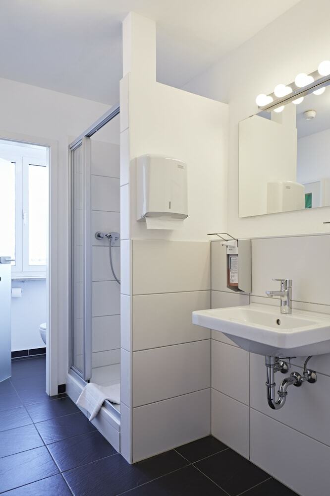 Hostal �bernacht Hostelhotelhome