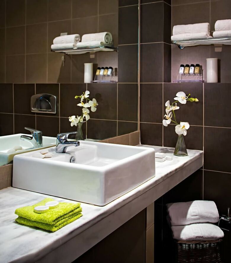 Hotel Blue Dream Palace Tripiti Resort