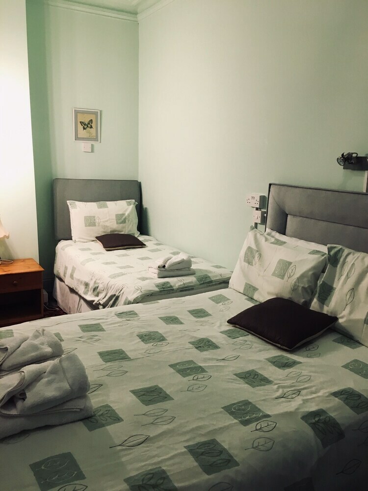 Hotel Garfield Lodge - Guest House