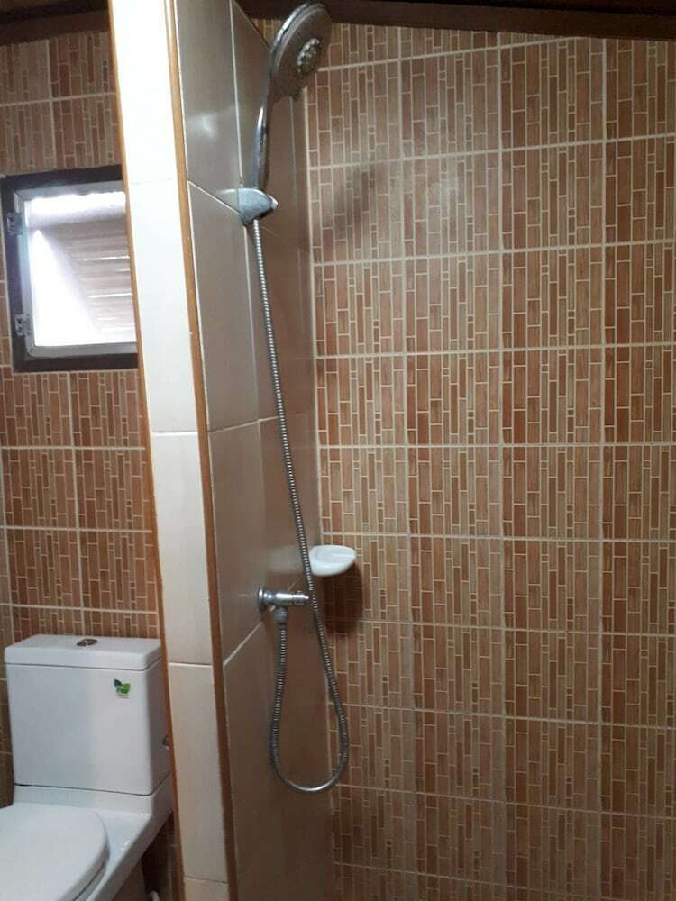 Hotel First And Field Resident