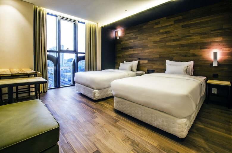 Hotel The Designers Premier Kondae