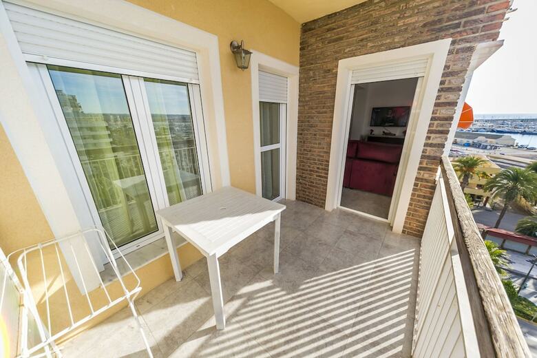 Homely Apartments Club N�utico