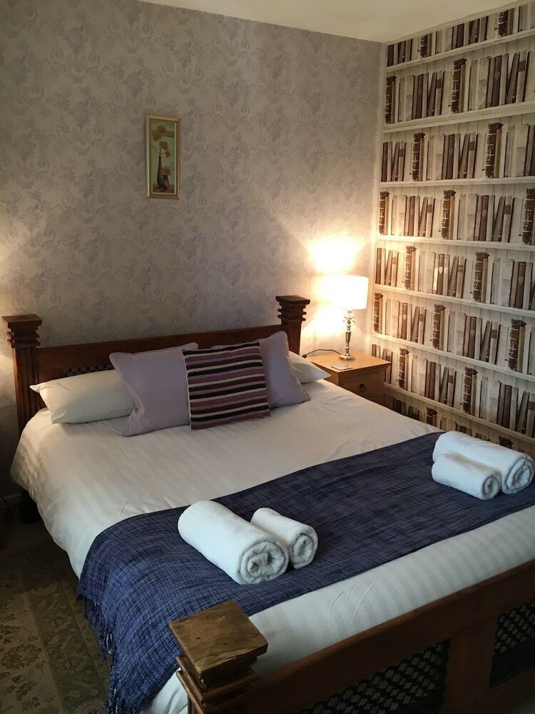 Ashbank Lodge Bed And Breakfast