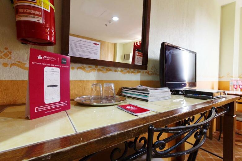 Hotel Zen Rooms A. Villalon Drive
