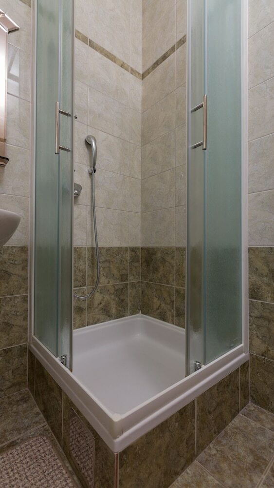 Hotel Rooms Ple?ka Zagreb Airport
