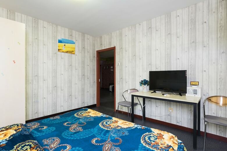 Jiayuhuxiao Apartment