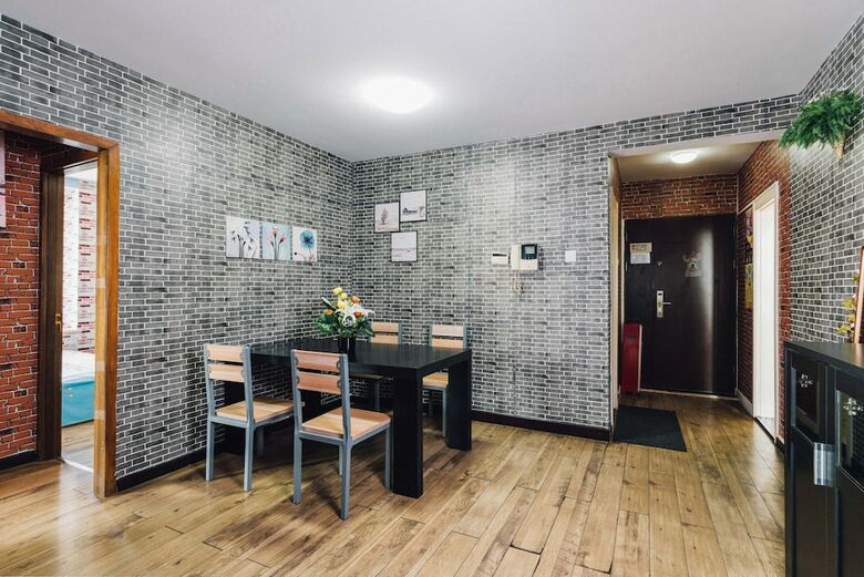 Jiayuhuxiao Apartment