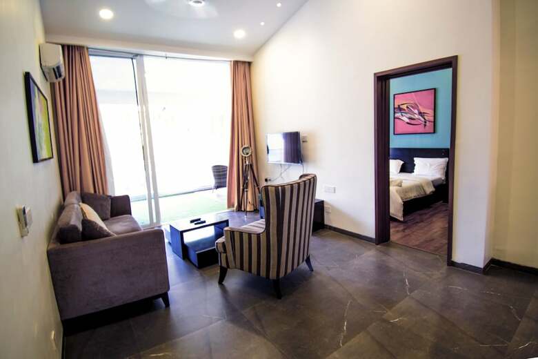 Aparthotel Happy Inch Hospitality
