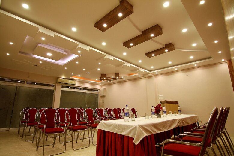 Oyo 3304 Hotel Valentines
