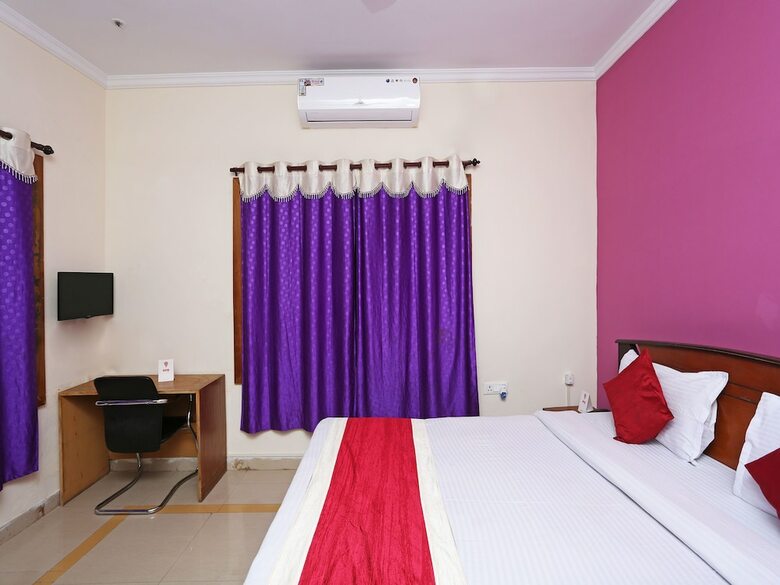 Hotel Oyo 4877 Chandrasekharpur