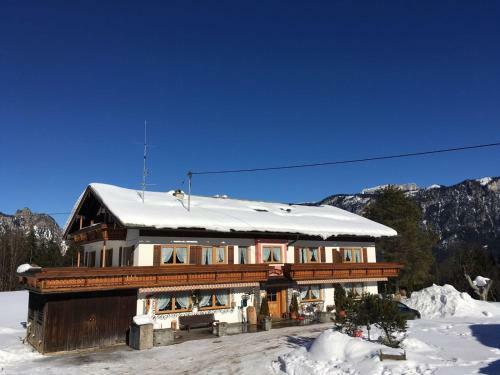 Hostal G�stehaus Marchler