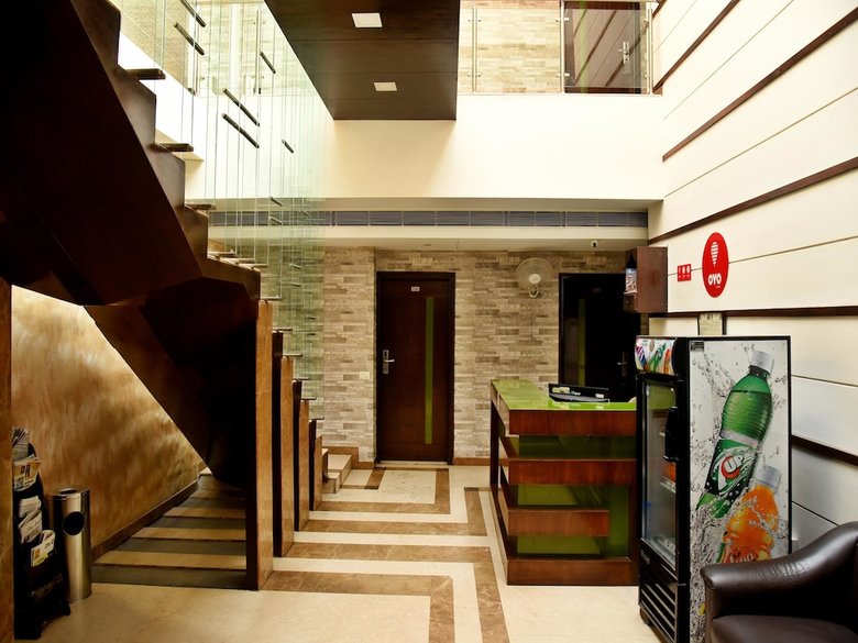 Oyo 3537 Hotel Landmark