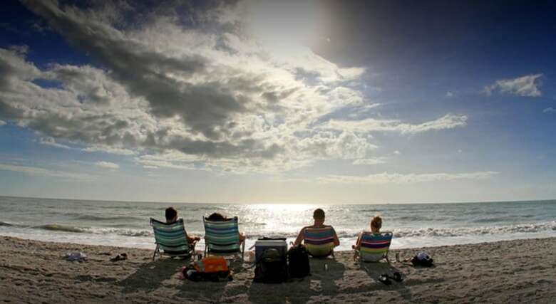 Hotel Sands Beach Club Resort
