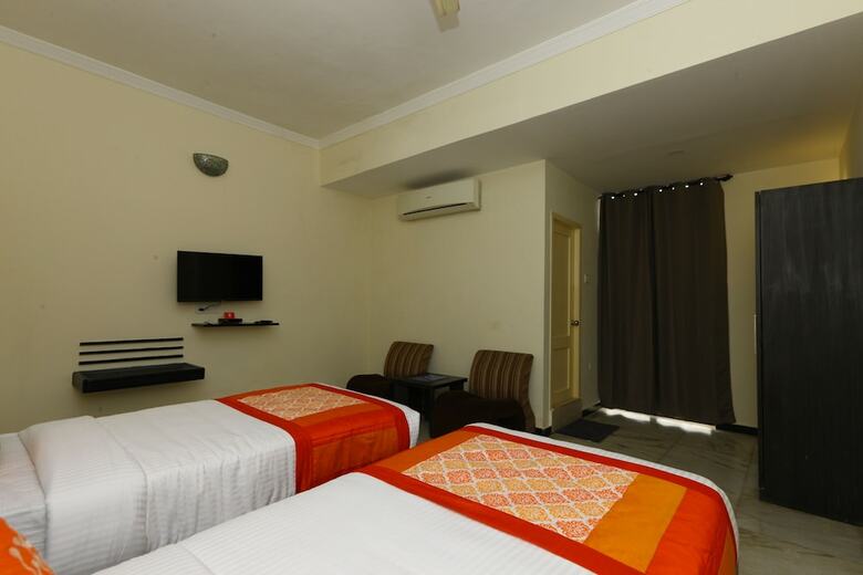 Hotel Oyo Flagship 470 Near Us Consulate