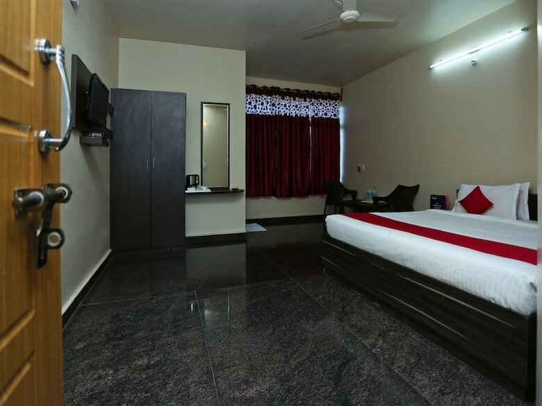 Oyo 9262 Recluse Premiere Hotel
