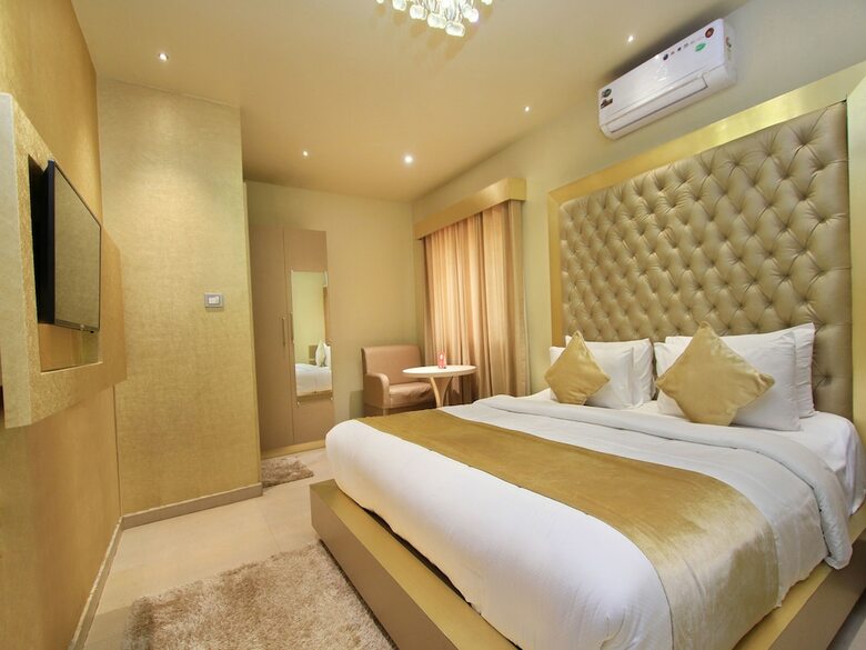 Oyo 10112 Hotel Imarat