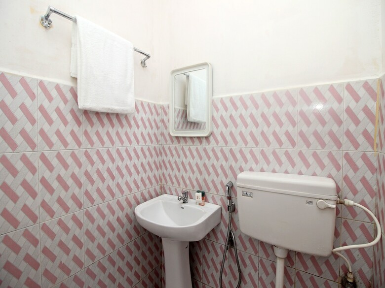Oyo 9632 Hotel Prestige Residency