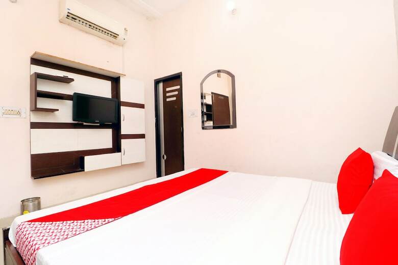 Hotel Oyo 6785 Sunder Bus Stand
