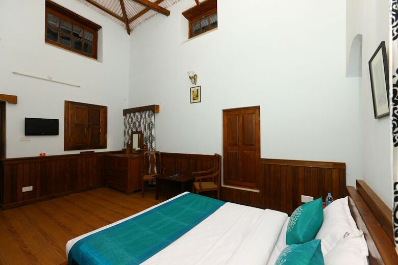 Hotel Oyo 9080 Hillwood Cottages