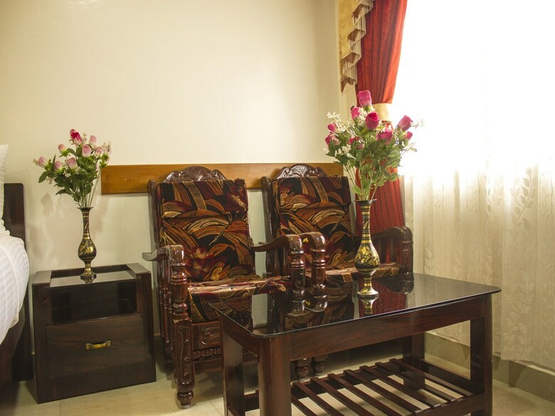 Hotel Oyo 3217 Kurinji Residency
