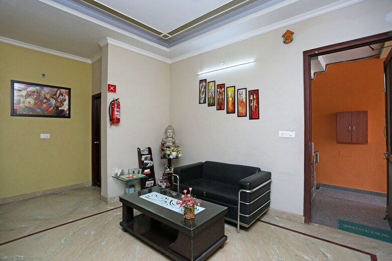 Hotel Oyo 4814 Nstay 46