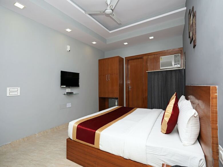Hotel Oyo 9965 Aashiyana Paradise