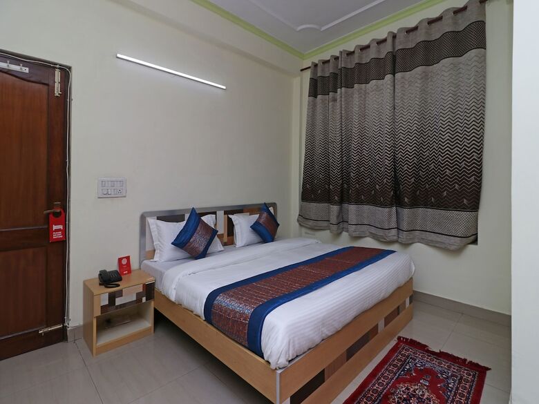 Hotel Oyo 10071 Go Rooms Sector 45