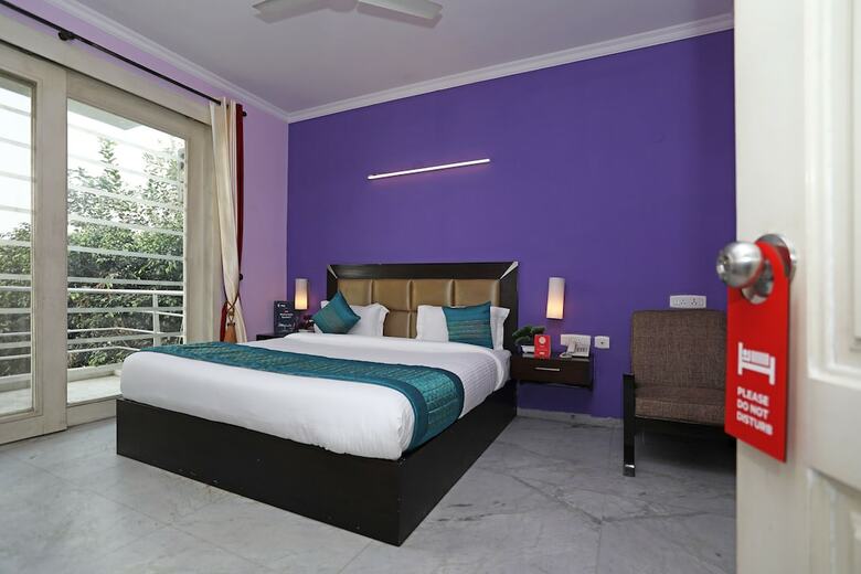 Hotel Oyo 9947 Ashiana Guest House