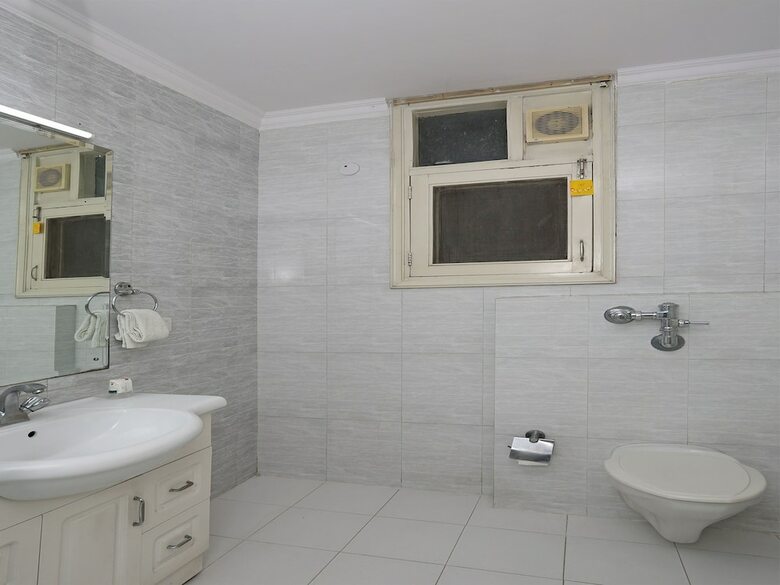 Hotel Oyo 9947 Ashiana Guest House