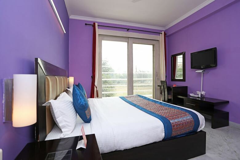 Hotel Oyo 9947 Ashiana Guest House
