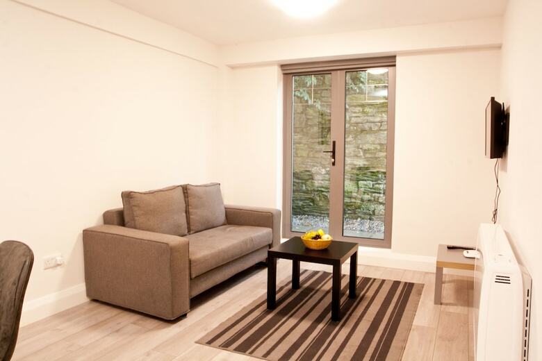 Apartamentos Kinsale Suites