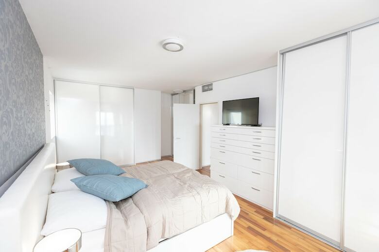 City Plaza Apartments By Irundo