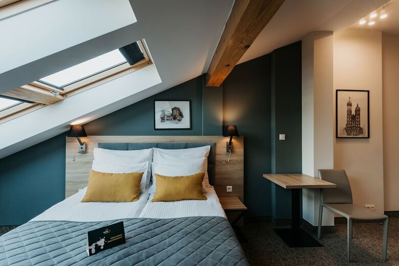 Hotel 32 Krak�w Old Town