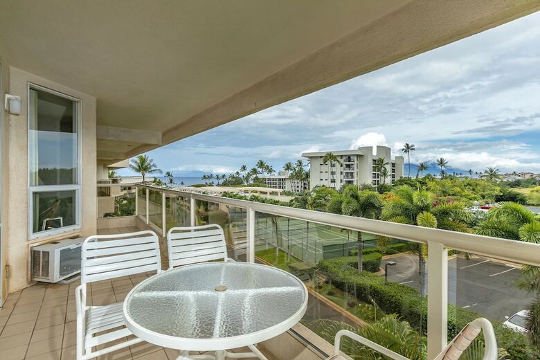 Aston At The Maui Banyan