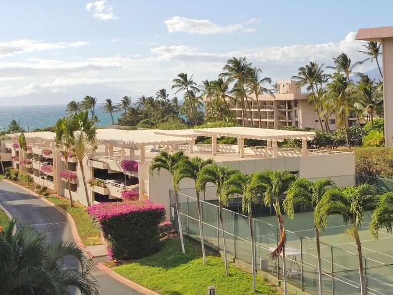 Aston At The Maui Banyan