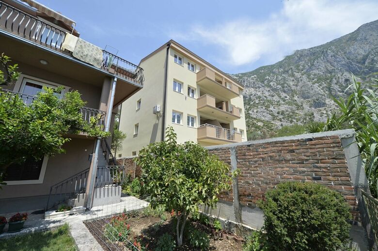 J&p Apartments Orahovac