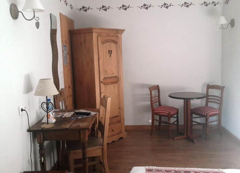 Brit Hotel Confort La Ferme Du Pape