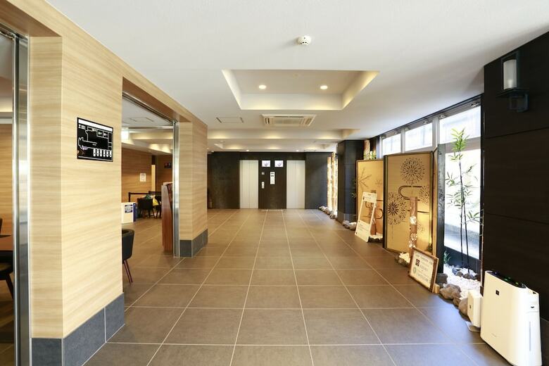 Oyo Hotel Reborn Namba-minami